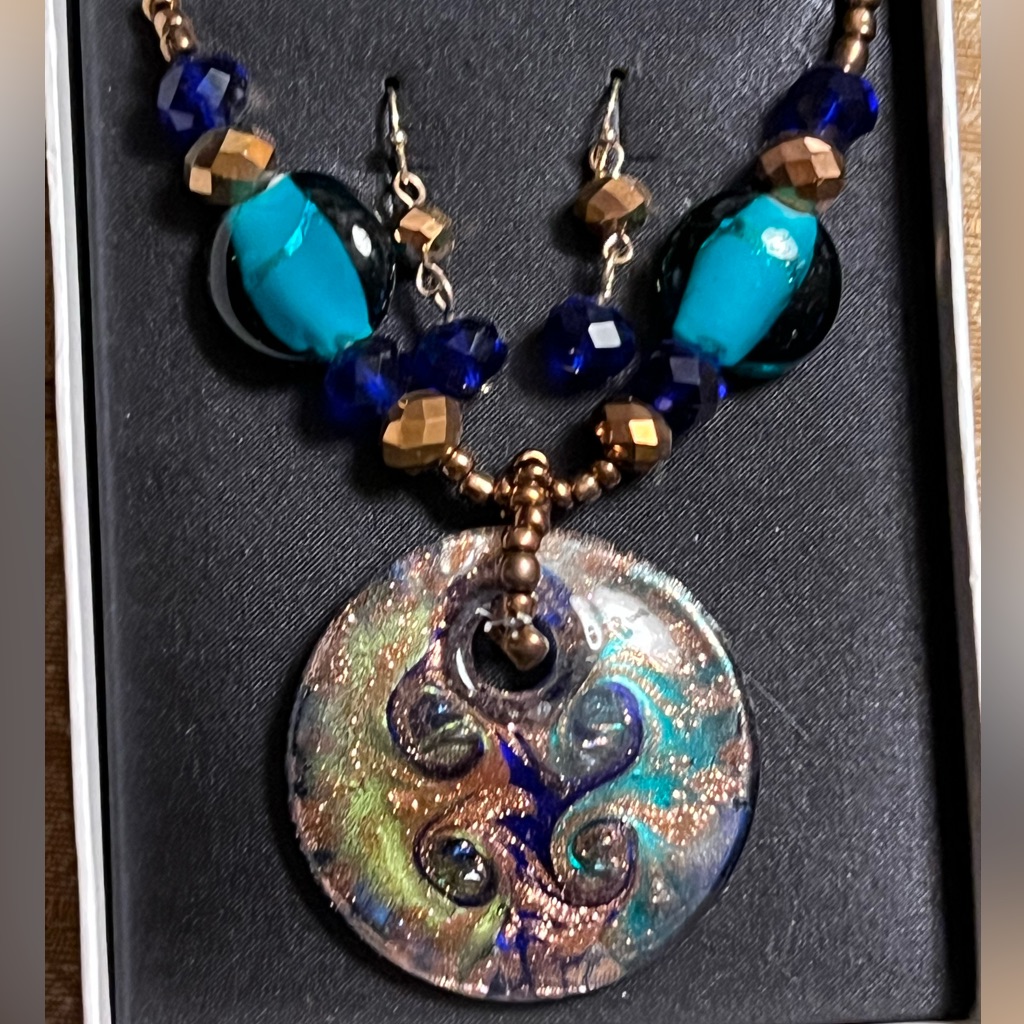 Nib Mixit Statement Necklace With Glass And Faceted Metal Beads 16$